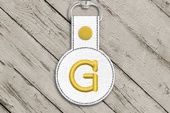 A Cozy and Chic Initial for Personalized Gifts