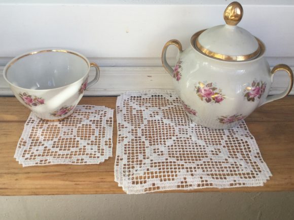 A Cozy Review of the FSL Square Doily Set for Handmade Gifts